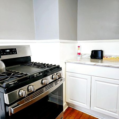 클리블랜드 Lovely! Near Cleve Clinic/Uh/Cwru/Dwntwn W/Porch 빌라 외부 사진