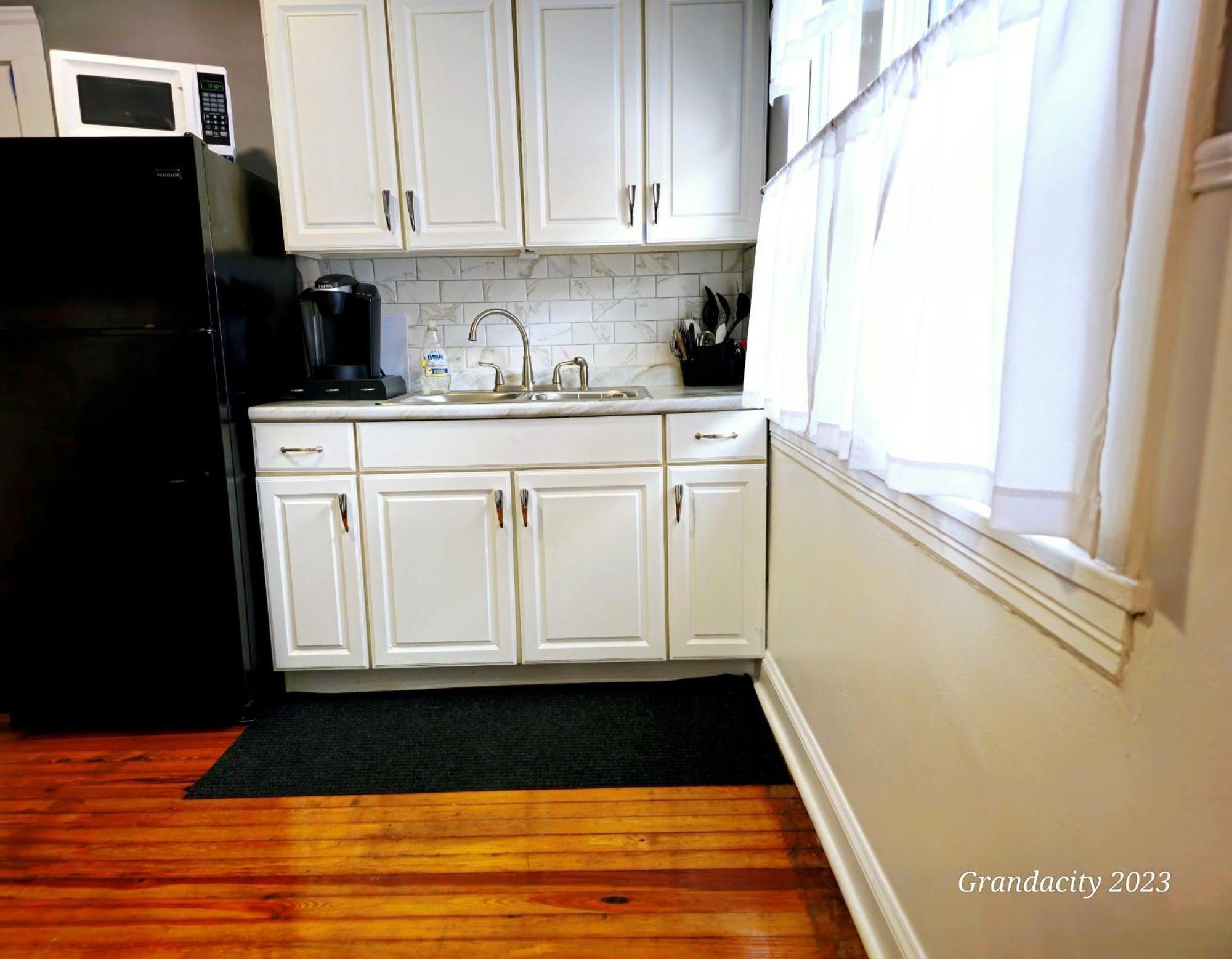클리블랜드 Lovely! Near Cleve Clinic/Uh/Cwru/Dwntwn W/Porch 빌라 외부 사진