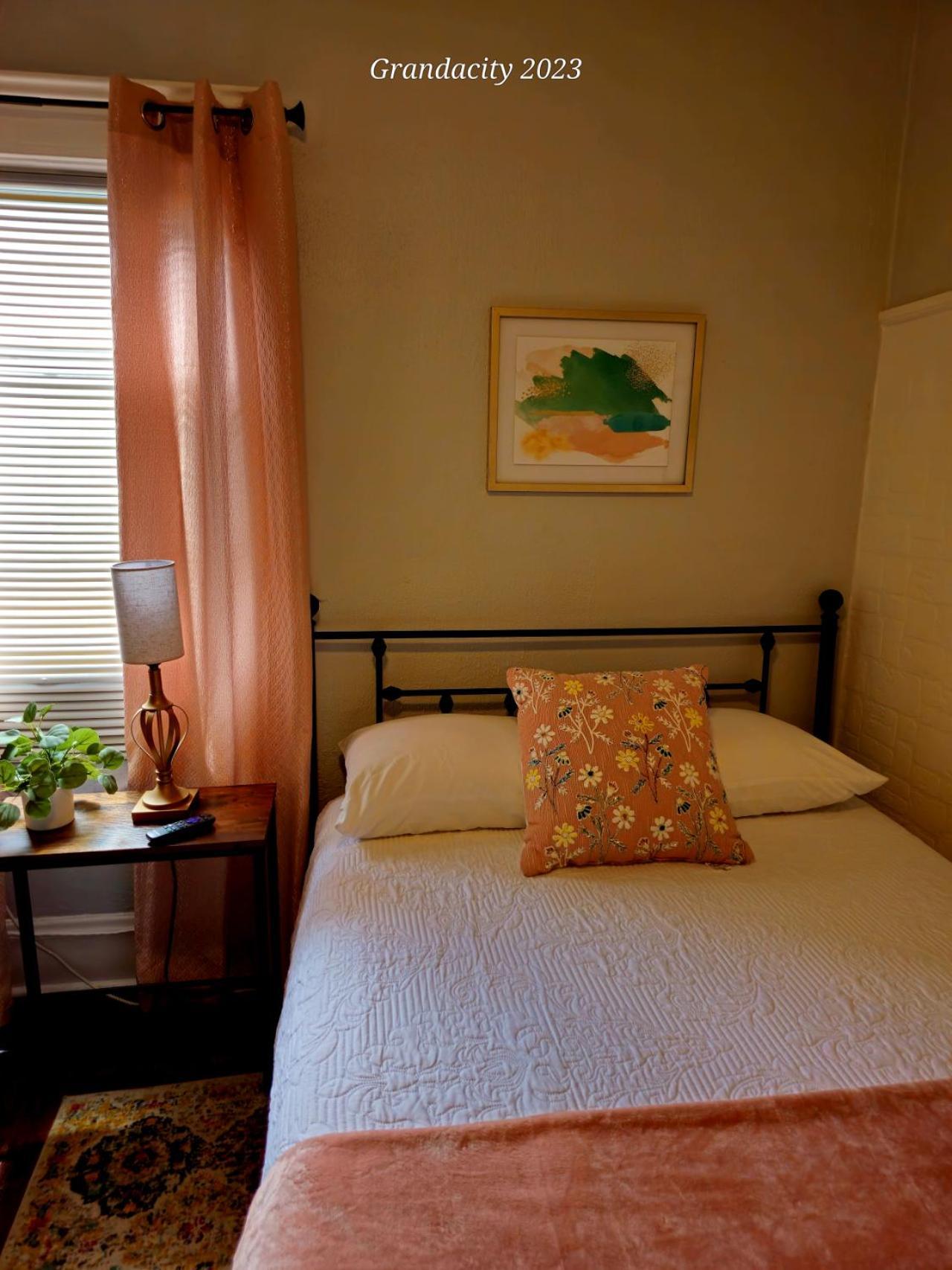 클리블랜드 Lovely! Near Cleve Clinic/Uh/Cwru/Dwntwn W/Porch 빌라 외부 사진