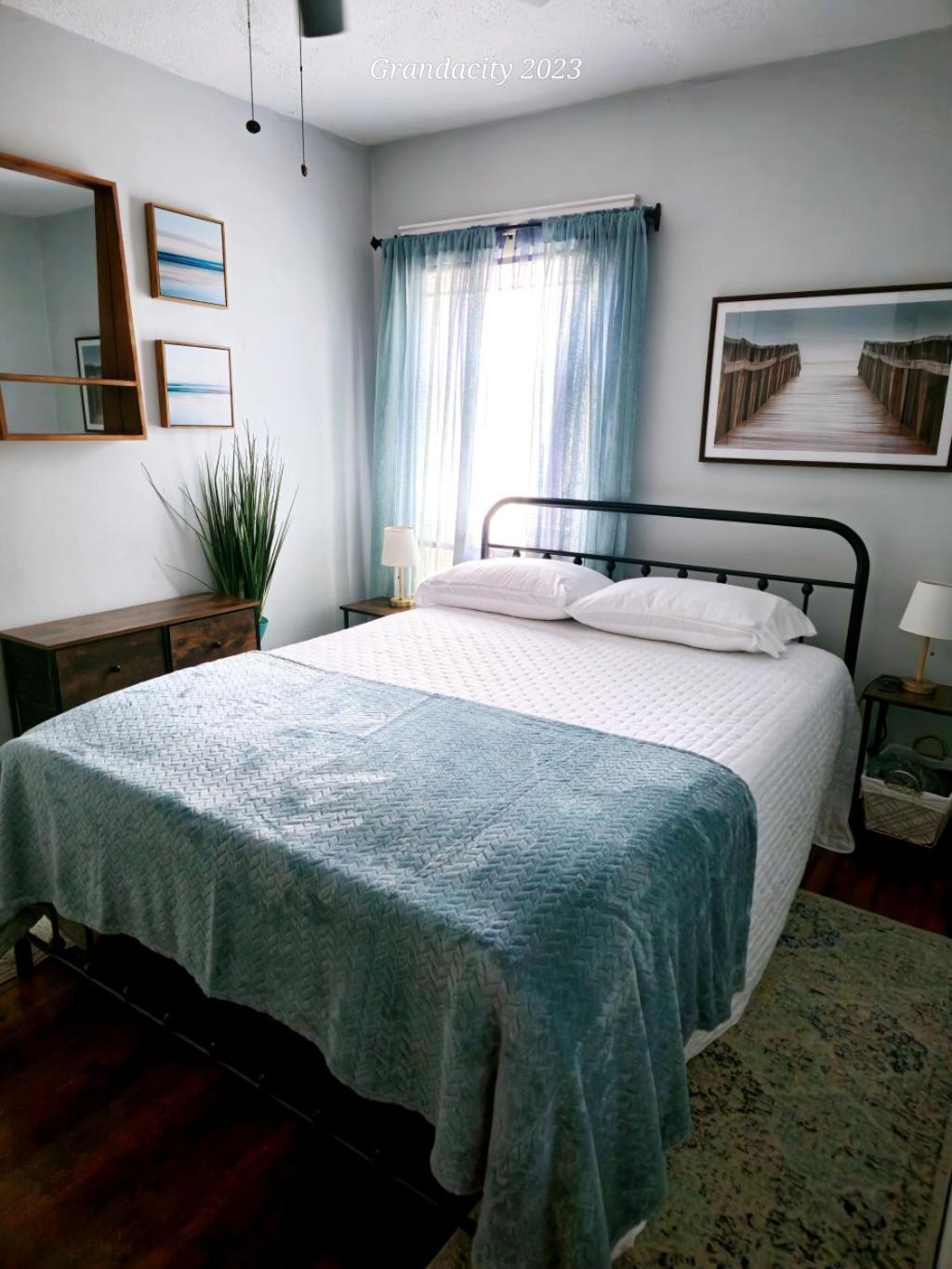 클리블랜드 Lovely! Near Cleve Clinic/Uh/Cwru/Dwntwn W/Porch 빌라 외부 사진